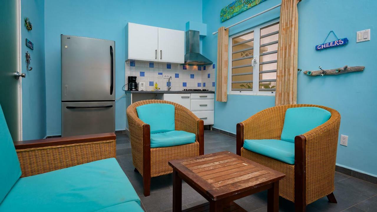 Caribbean Club Bonaireアパートホテル エクステリア 写真